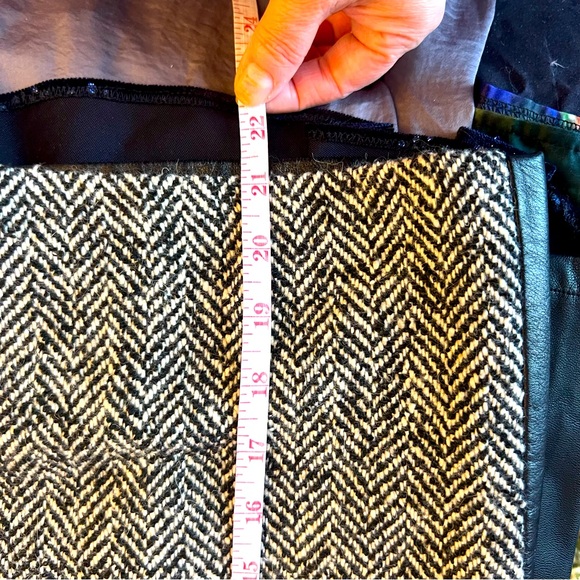 Size12 Wool/Leather Black/Grey Skirt Back Zipper Made in USA by Shelli Segal - Picture 3 of 11